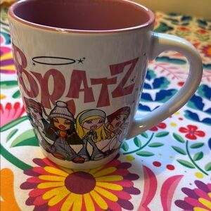🩷Bratz Pink and White Coffee Tea Mug - super cool and stylish big mug